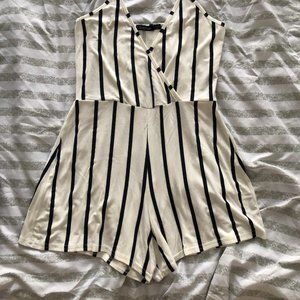 Casual Striped Boohoo Romper NWOT